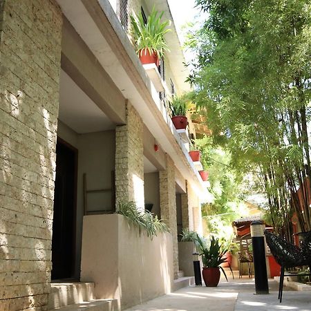 Hotel Bale Mi Balabag  Esterno foto